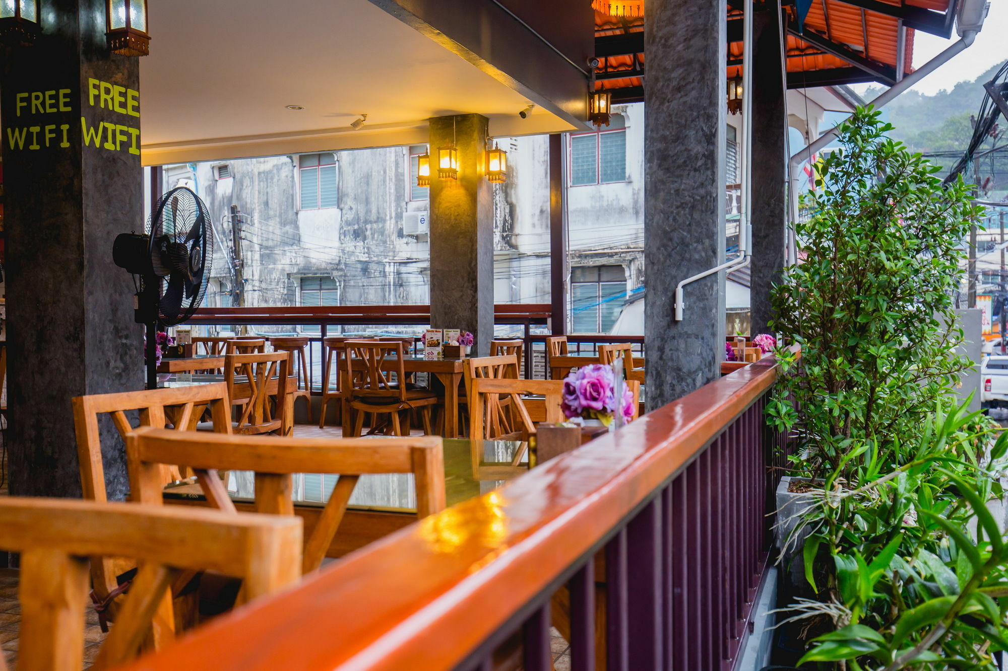 Chusri Hotel Patong Zewnętrze zdjęcie